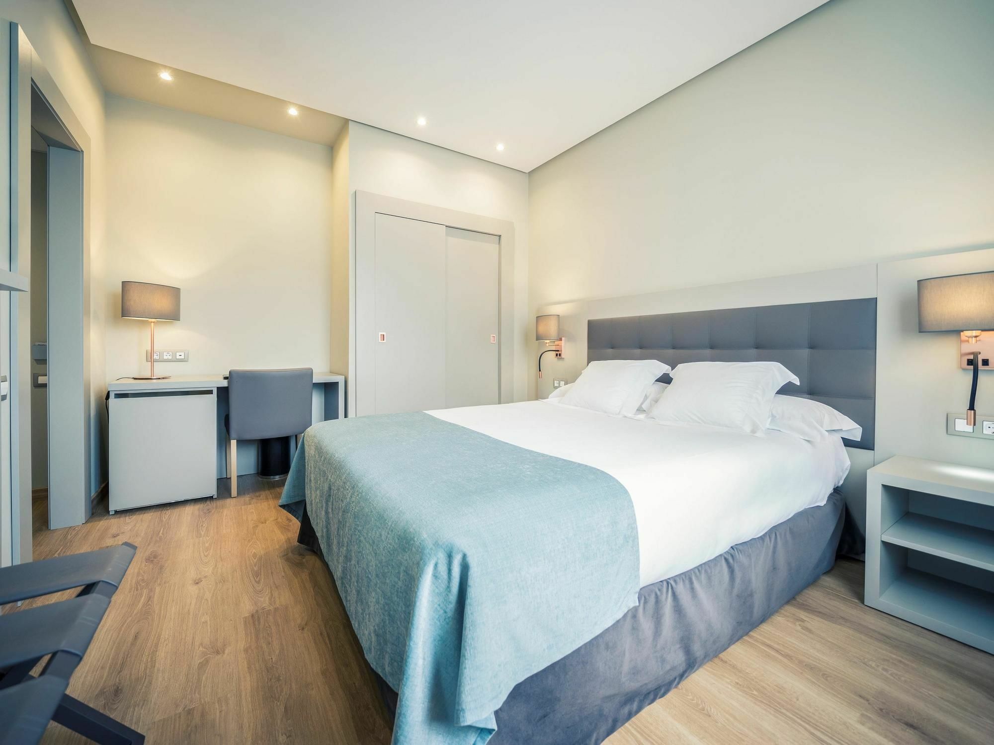 Mercure Carlton Rioja 로그로노 외부 사진